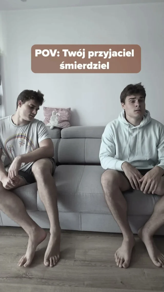 Twój przyjaciel śmierdziel 🤢 vs Twój zadbany przyjaciel 😎Jeden zostawia po sobie zapach, który pamięta cały dom. Drugi ma na to sposób ✨Profesjonalny neutralizator zapachów SK-4Fox. Nie maskuj smrodu, tylko go całkowicie usuń 🧬 Jedno psiknięcie i po sprawie🎁 Promocja 4+1 Gratis, link w bio 👆
Już od 17,99 zł#SK4Fox #neutralizatorzapachow #4fox #domowepatenty #czystedom #zapach #porzadki